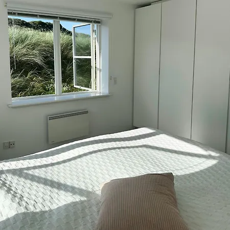 Fisherman's House In First Dune Row At Lonstrup 히링